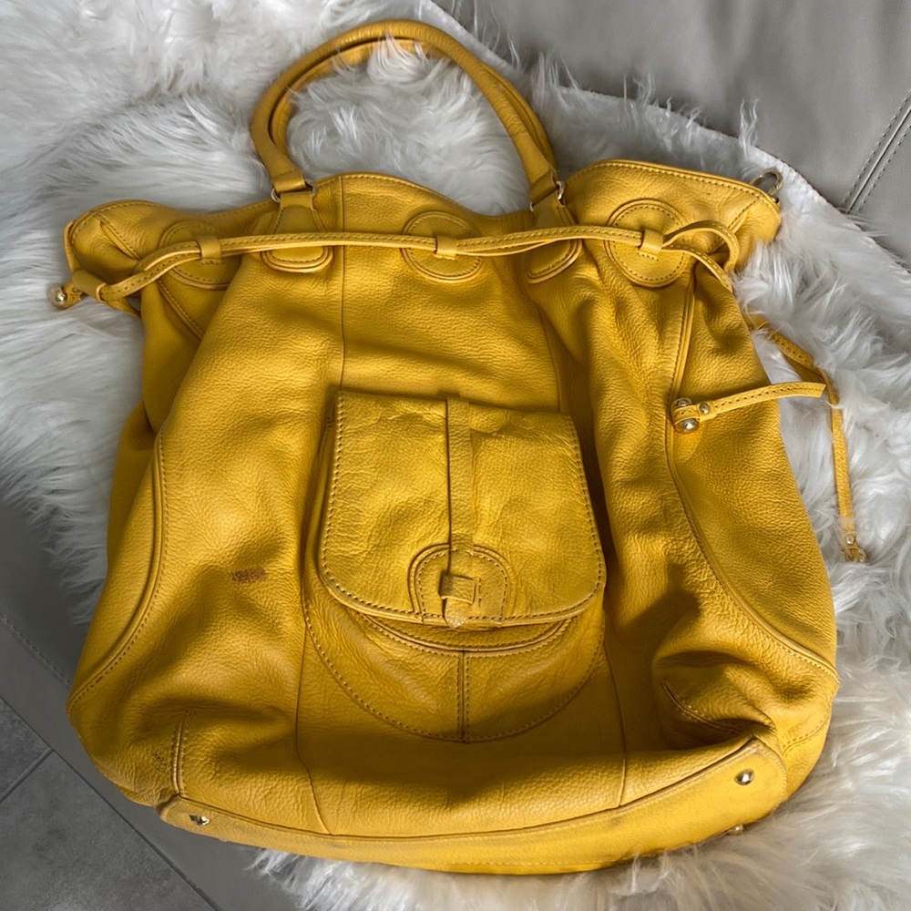 Vintage leather bag